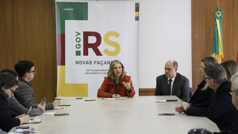 Secretária Leany celebrou parceria com o IBGE que permitirá a retomada da produção dos cálculos do PIB